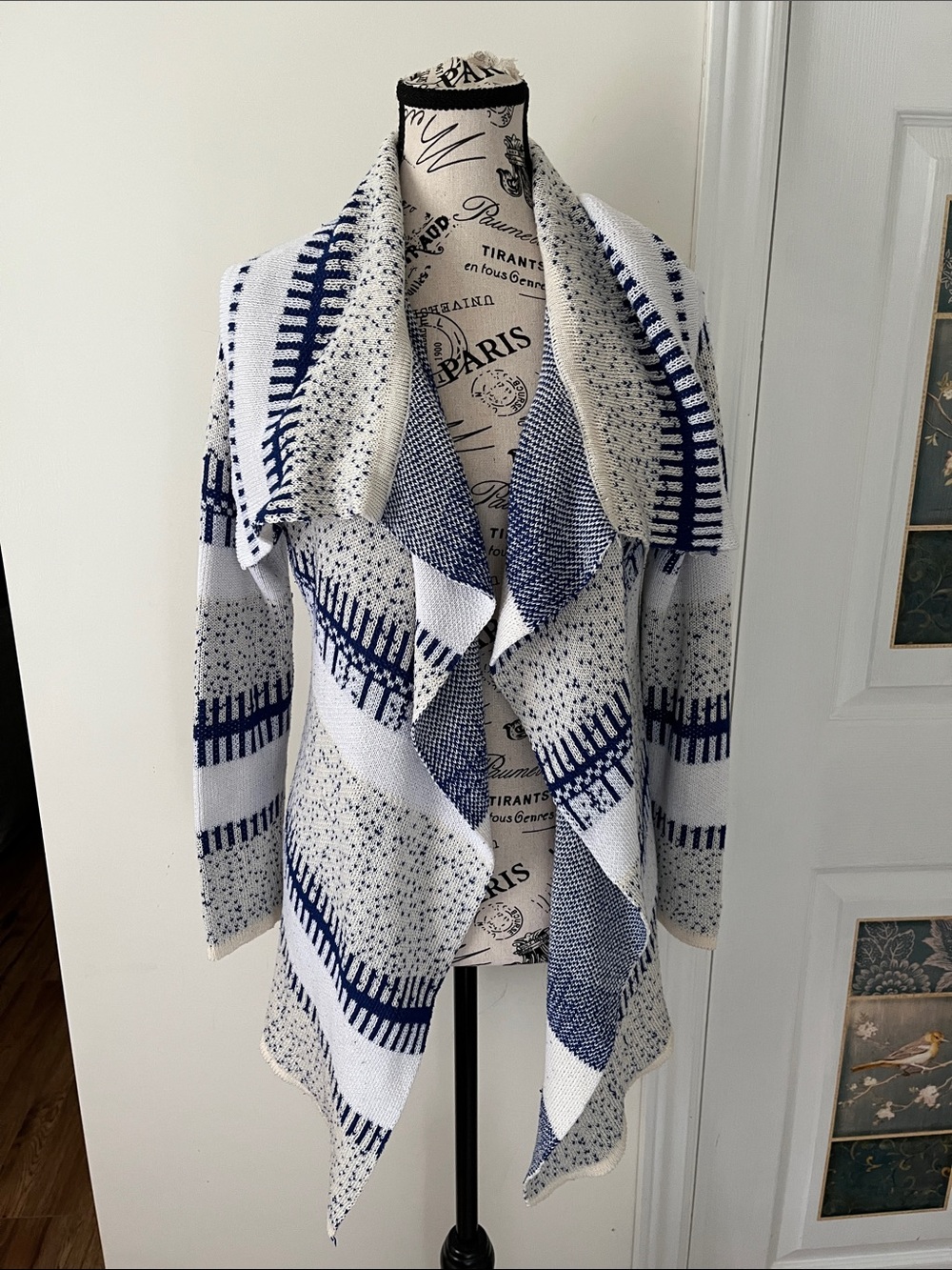Source Unknown White and Navy Blue Striped Open Front Cardigan